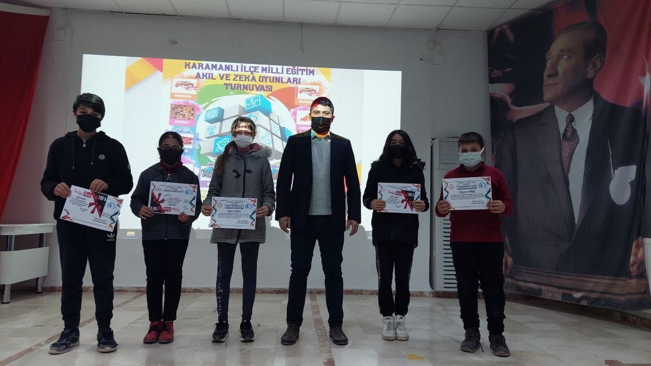 Öğrenciler akıl ve zeka oyunlarında yarıştı #burdur