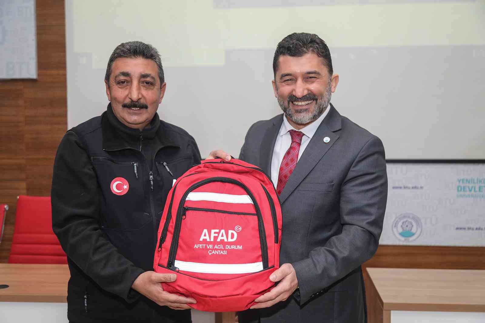 AFAD Bursa İl Müdürü Mumcu: Kurtarma ve yardım faaliyetlerinin koordinasyonu önemli