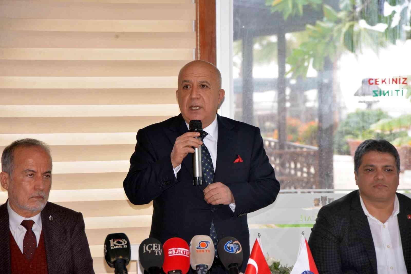 Emniyet Müdürü Aslan, gazetecilerle bir araya geldi #mersin
