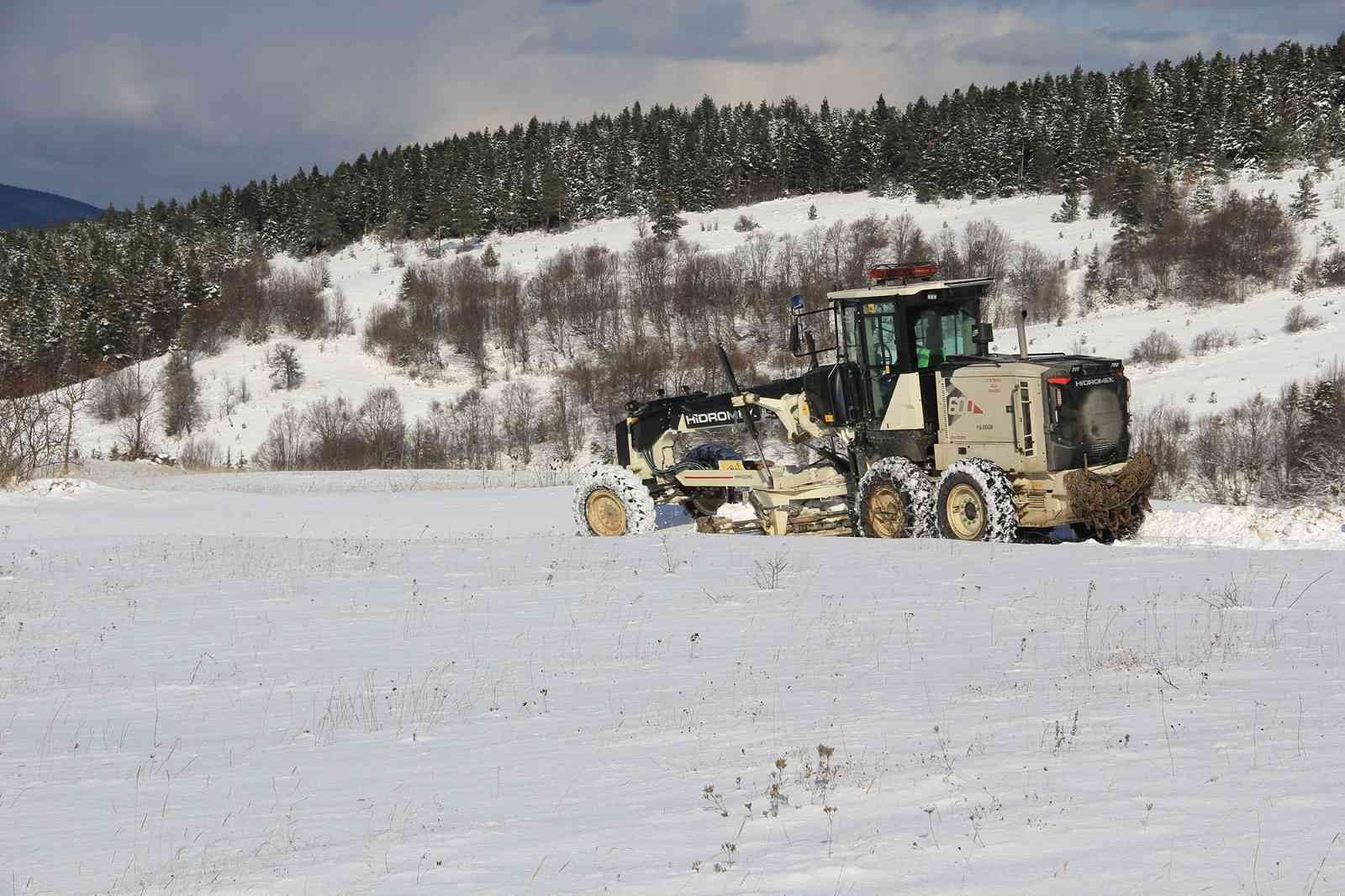 Sinop’ta kar nedeniyle ilk günden 132 köy yolu kapandı