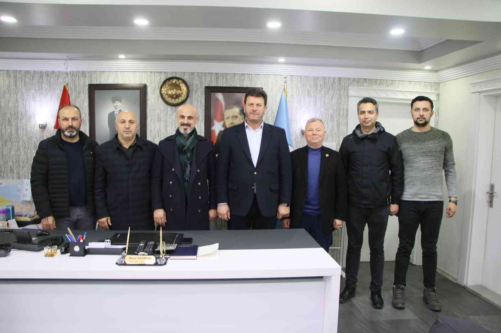 Başkan Soykan, Akyazı Muhtarlar Derneği yönetimini ağırladı