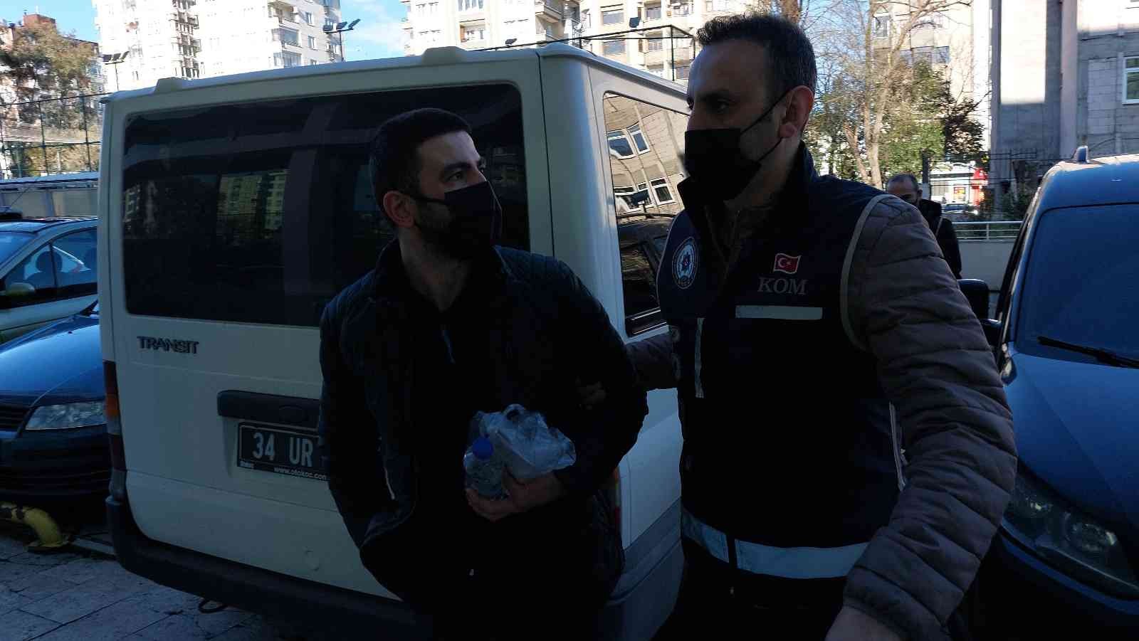 Samsun’da görevinden ihraç edilen zabıt katibi FETÖ’den gözaltına alındı