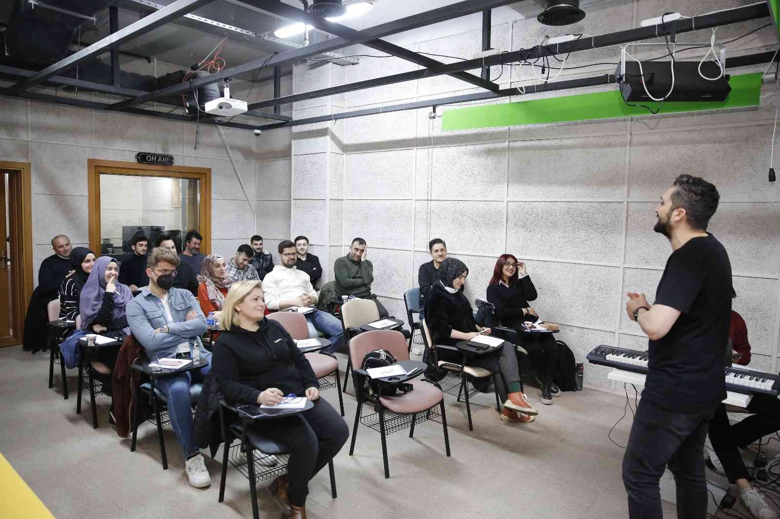Başakşehir Yeni Medya Akademi’de eğitimler hız kesmiyor