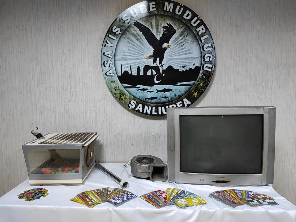 Şanlıurfa’da kumar oynayan 36 kişiye 65 bin 484 lira para cezası