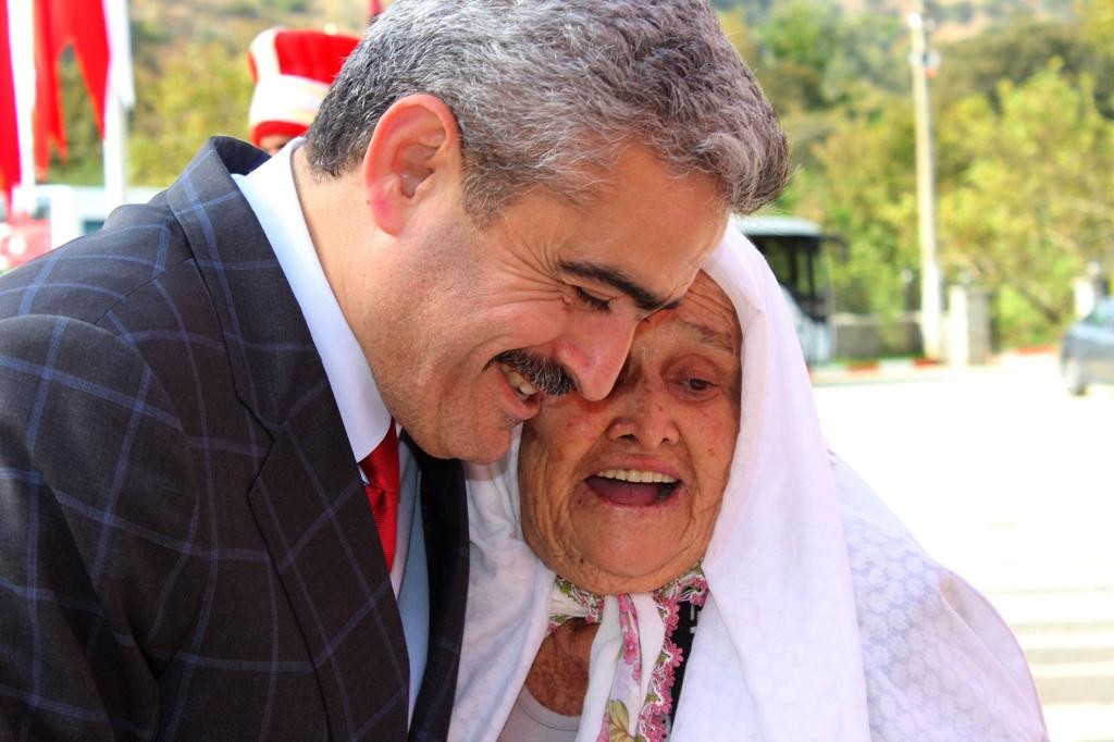 MHP İl Başkanı Alıcık: Kadınlarının yüzü gülmeyen bir toplum geleceği umutla karşılayamaz #aydin