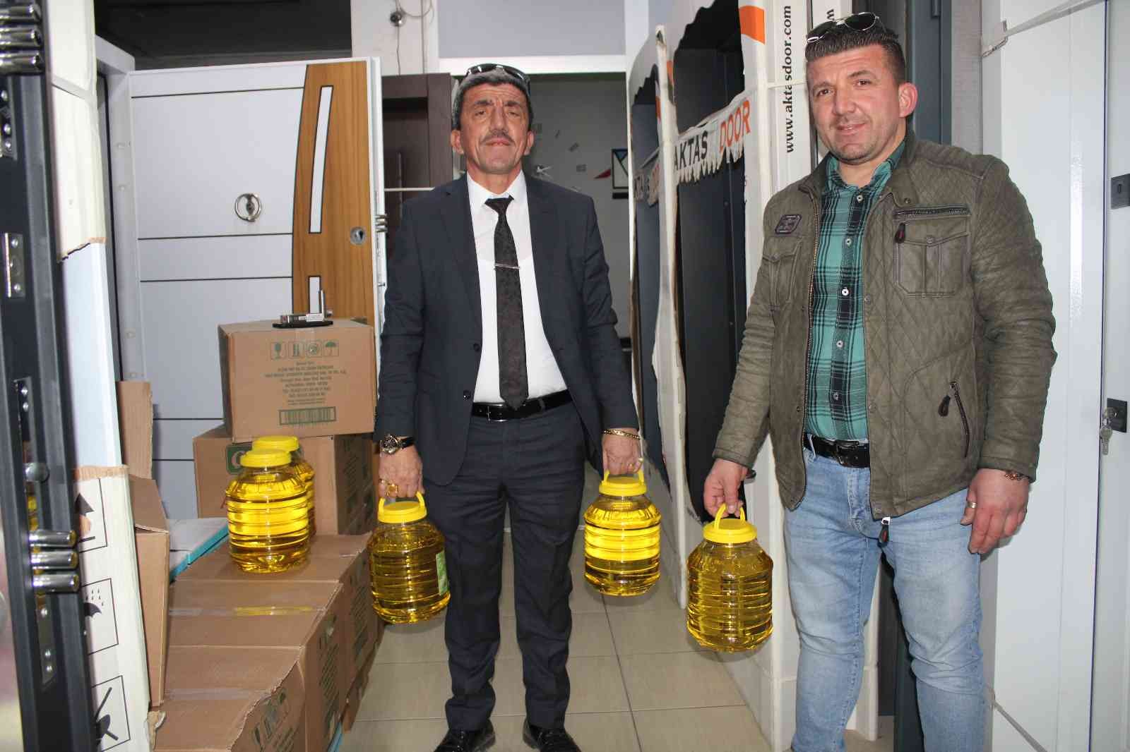 Stokçulara kızdı, kampanya başlattı: Çelik kapı alana 5 litrelik yağ hediye ediyor #ordu