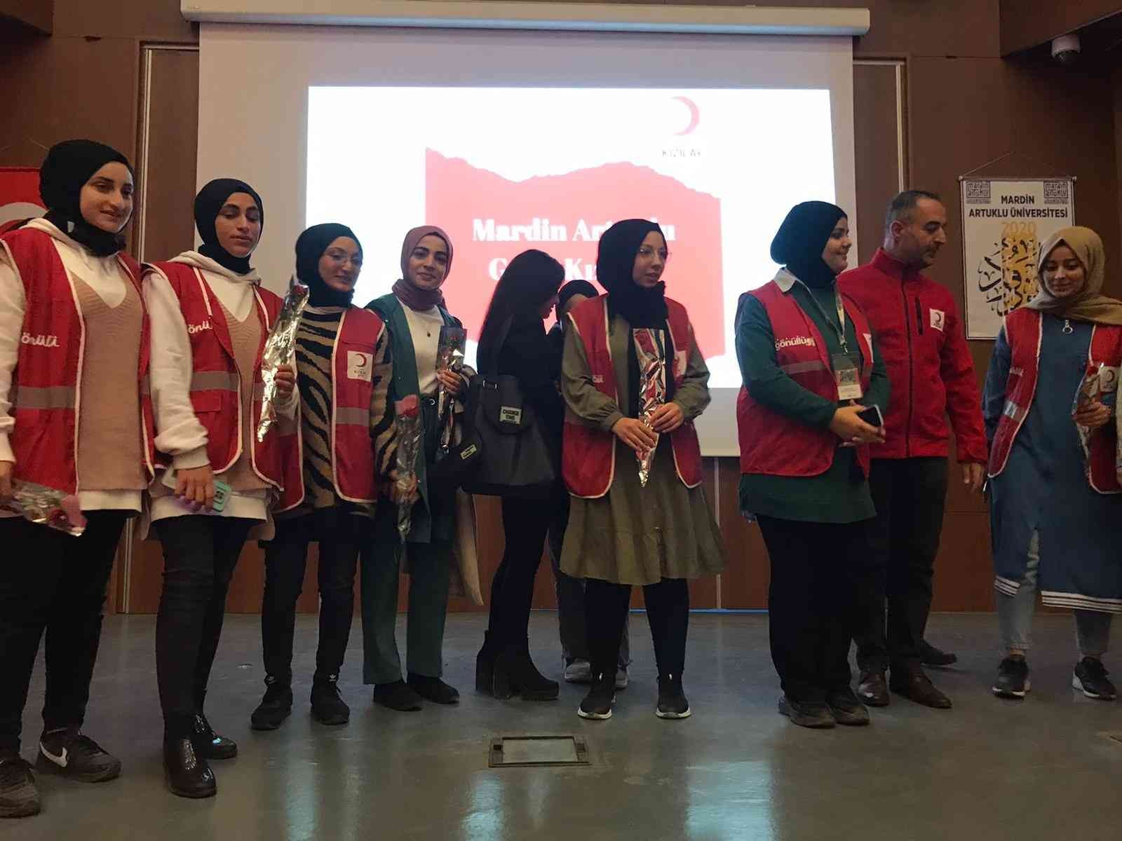 Mardin’de 8 Mart Dünya Kadınlar Günü 6 dilde kutlandı