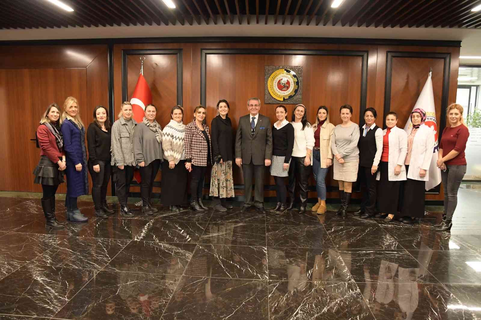 Başkan Murzioğlu’ndan personele ‘Dünya Kadınlar Günü’ hediyesi #samsun