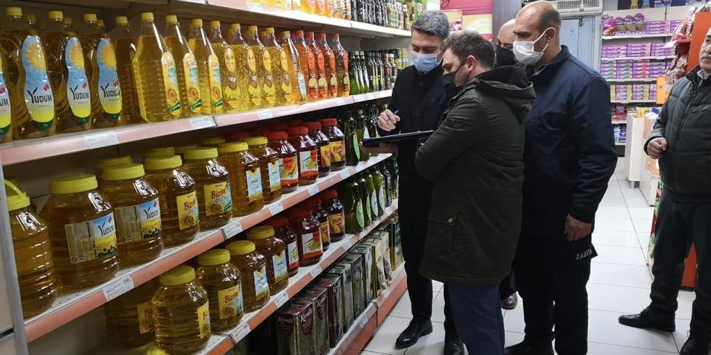 Marketlerde fahiş fiyat ile stokçuluk denetimi yapıldı #erzincan
