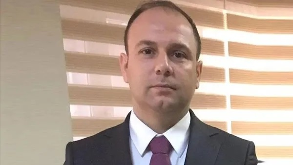 İZBB Spor Daire Başkanı Alptekin hakkındaki taciz soruşturması tamamlandı! Zorla sarıldı boynumdan öpmeye çalıştı