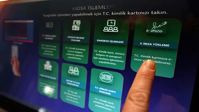 Hakkında tutuklama kararı çıkarılmıştı: Sahte e-imza çetesi lideri Ziya Kadiroğlu, İstanbul’da kıskıvrak yakalandı!