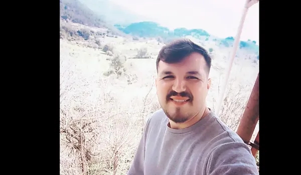 vahseti-dede-ortaya-cikardi-cani-baba-3-yasindaki-poyrazi-bogarak-katletti-parcalara-ayirip-1780035450588.jpeg