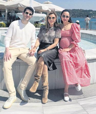 48-yasinda-anne-oldu-49-yasinda-bosaniyor-1780327657189.jpeg