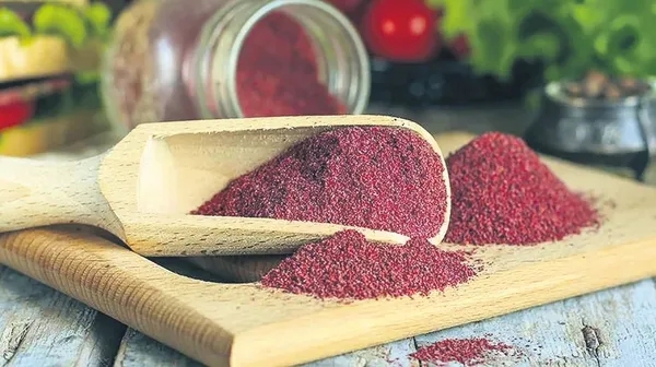 kansere-karsi-kalkan-oluyor-dis-etini-iyilestiriyor-meger-sifasi-o-minik-kirmizi-tanelerdeymis-1780813102559.jpeg