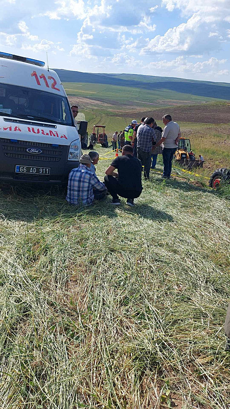 nevsehirde-devrilen-traktorun-altinda-kalan-ciftci-oldu-1780971652070.jpeg