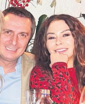 eski-esinin-arkadasi-ile-ask-yasiyor-1782834992060.jpeg