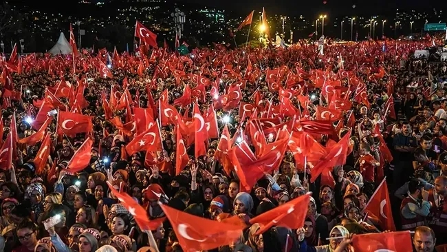 FETÖ’nün darbe girişiminin üzerinden 10 yıl geçti: Cumhurbaşkanlığı Kabinesi üyelerinden 15 Temmuz mesajları
