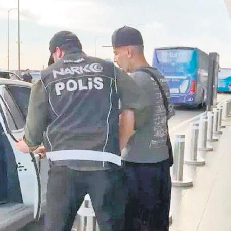manifestin-yapimcisi-tutuklandi-1787932593608.jpeg