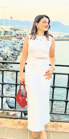 sevda-gozyaslari-ile-topraga-verildi-1792705838147.jpeg