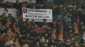 Başbakan Erdoğan, Gençlik Kolları Kongresi'ne telekonferansla katıldı!