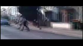 Operasyon yapan polislere pitbullu direniş