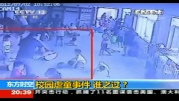 Çin'de öğretmenin şok eden şiddet görüntüsü