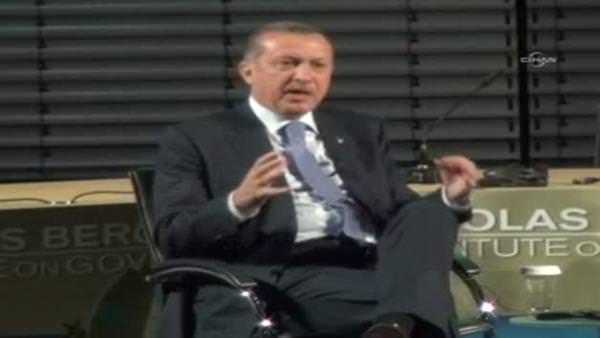 Erdoğan: ''Üç çocuk doğurmazsak Almanya gibi oluruz''