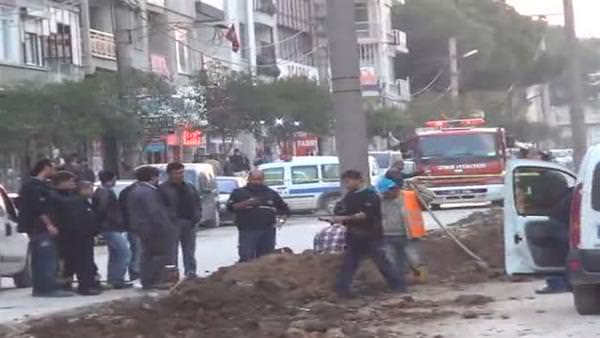 İzmir'de doğalgaz borusu patladı