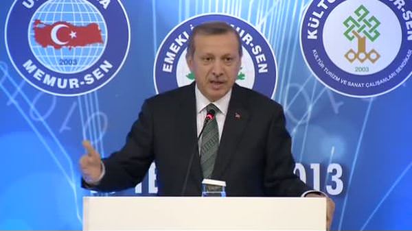 Başbakan Erdoğan, Memur-Sen'in iftar yemeğinde konuştu