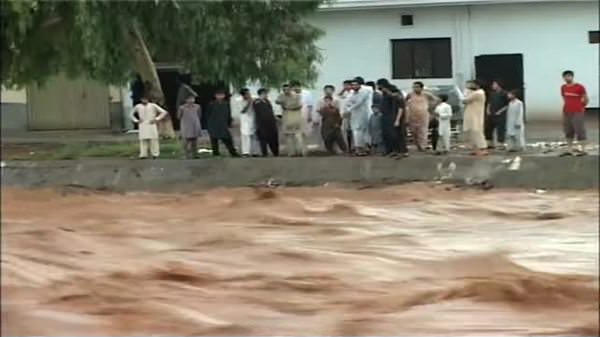 Pakistan’da sel felaketi: En az 53 ölü