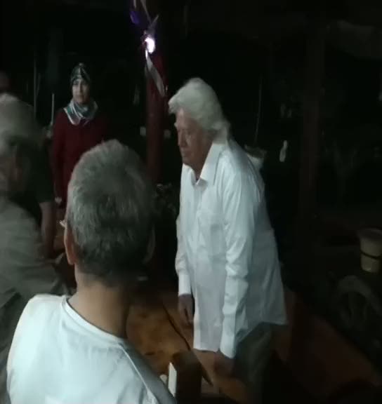 Cüneyt Arkın'a sürpriz doğum günü