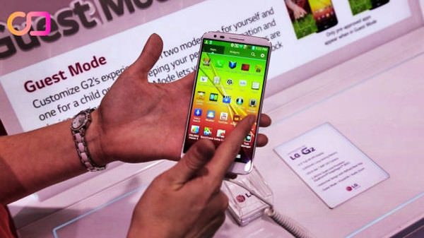 LG'nin yeni akıllı telefonu G2 New York'ta tanıtıldı