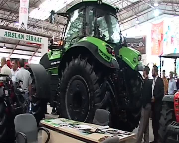 Bu traktör lüks otomobilden de konforlu