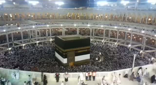 Arafat öncesi Kabe'de tavaf