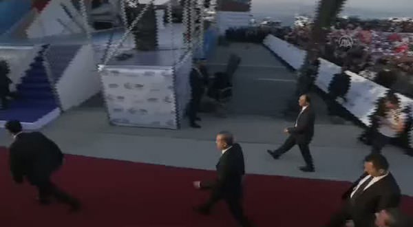 Başbakan Marmaray'da konuştu