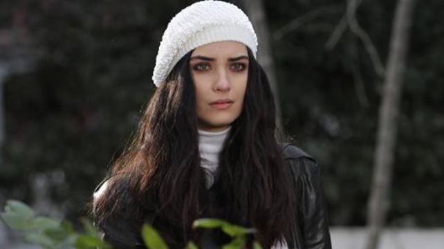 Kara Para Aşk 1. Bölüm (Fragmanı)