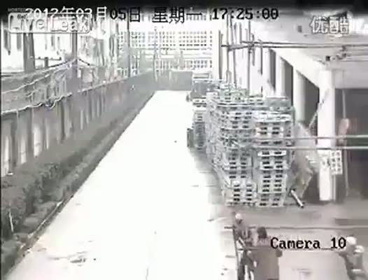 Elektrik akımı bu şekilde 4 can aldı