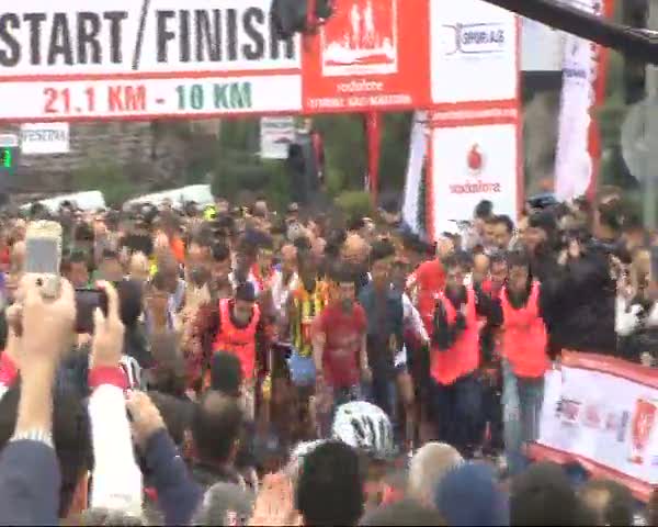 Vodafone İstanbul Yarı Maratonu başladı