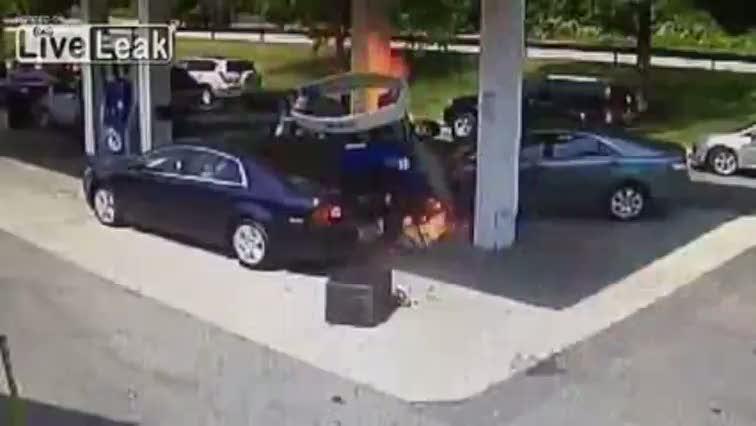 Benzin istasyonunda facia kıl payı atlatıldı