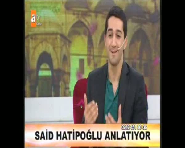 Nihat Hatipoğlu'nun oğlu babasını aratmıyor