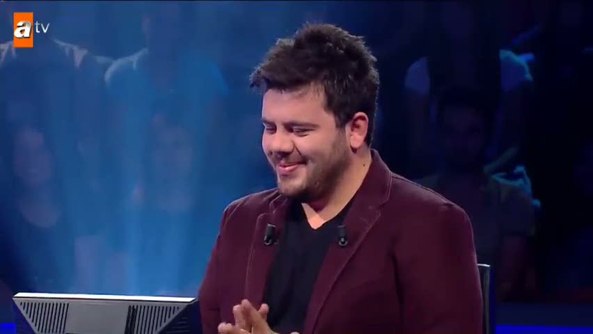 Eser Yenenler Milyoner stüdyosunu coşturdu