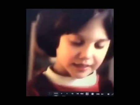 Meryem Uzerli'nin çocukluk videosu
