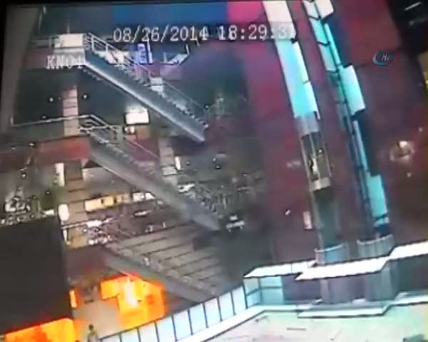 AVM’deki dehşet anları kamerada