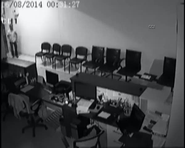 Kamerayı kırdıklarını düşünen hırsızların sonu