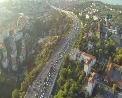 İstanbul trafiği havadan böyle görüntülendi