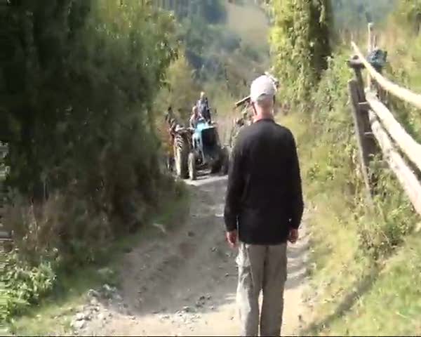 Yolu yapılmayınca intihar etti