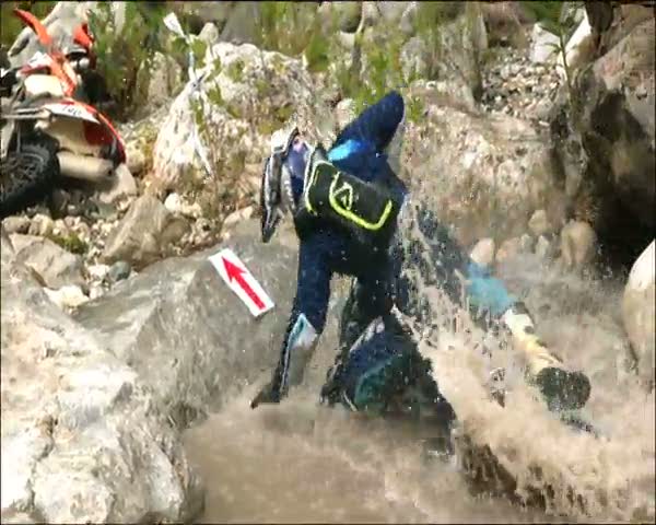 Red Bull Sea to Sky 2014'ten nefes kesen görüntüler