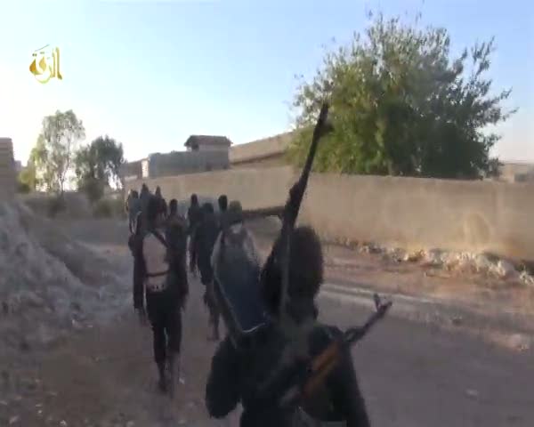 IŞİD Kobani sokaklarında böyle görüntülendi