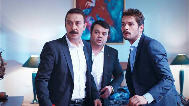 Üç Arkadaş 3. Bölüm (Tamamı)
