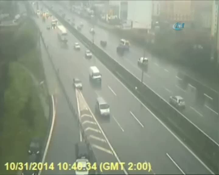 Maltepe'deki facia mobese kamerasına böyle yansıdı